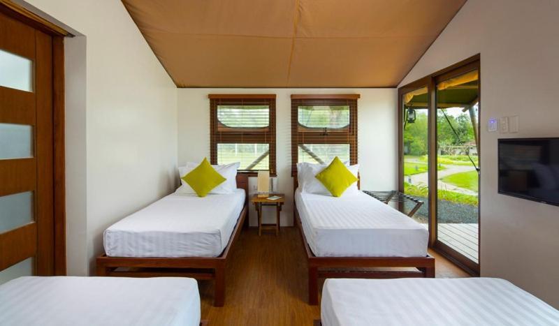 Solina Beach & Nature Resort Carles Exterior foto