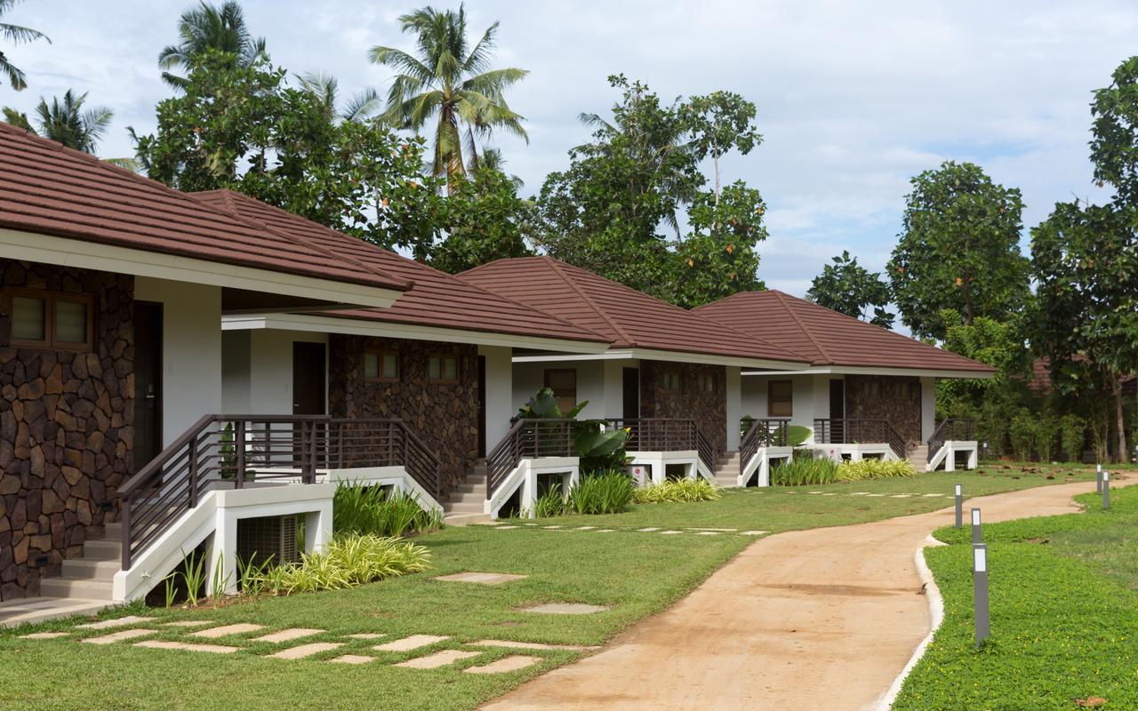 Solina Beach & Nature Resort Carles Exterior foto