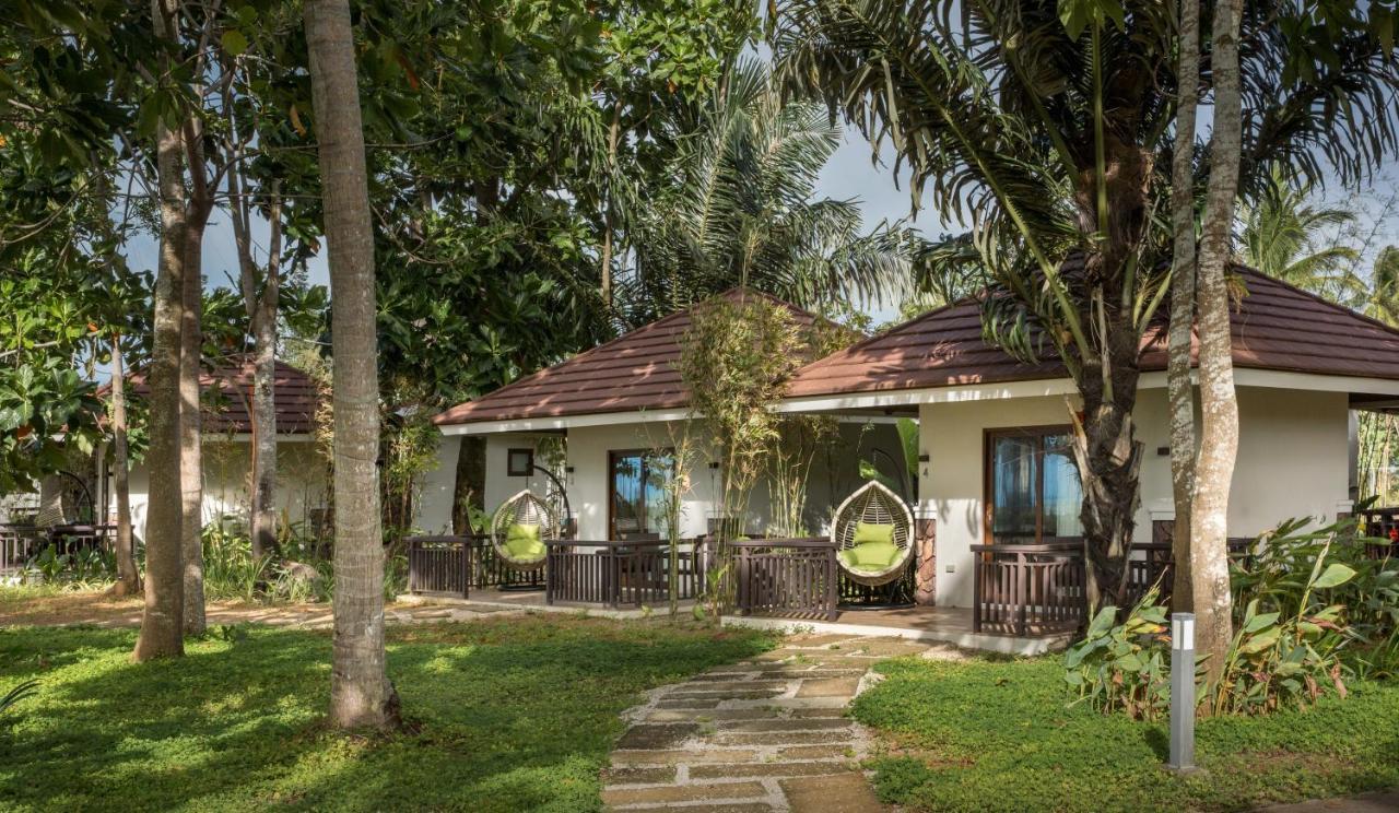 Solina Beach & Nature Resort Carles Exterior foto